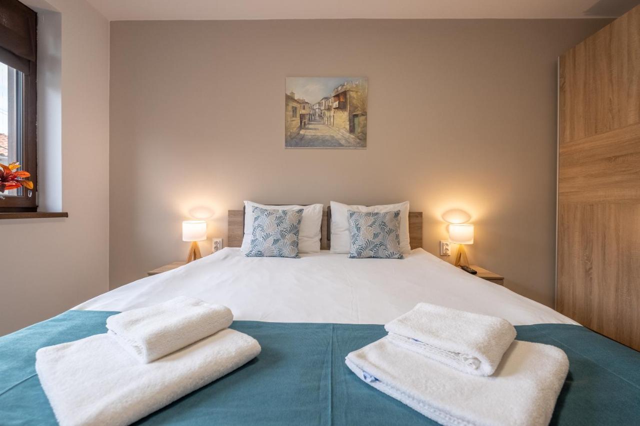 Tarnovgrad Apartments - Free Parking Wielkie Tyrnowo Zewnętrze zdjęcie