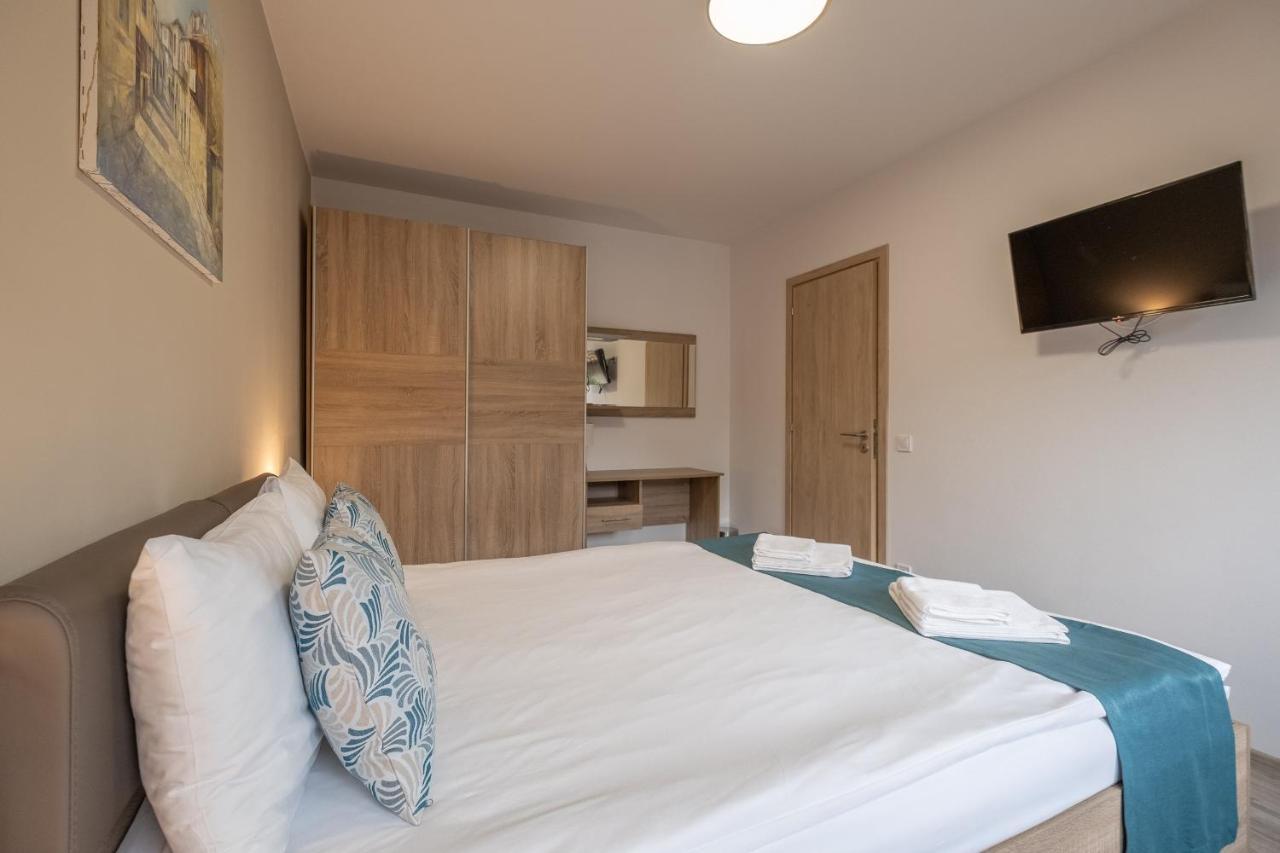Tarnovgrad Apartments - Free Parking Wielkie Tyrnowo Zewnętrze zdjęcie