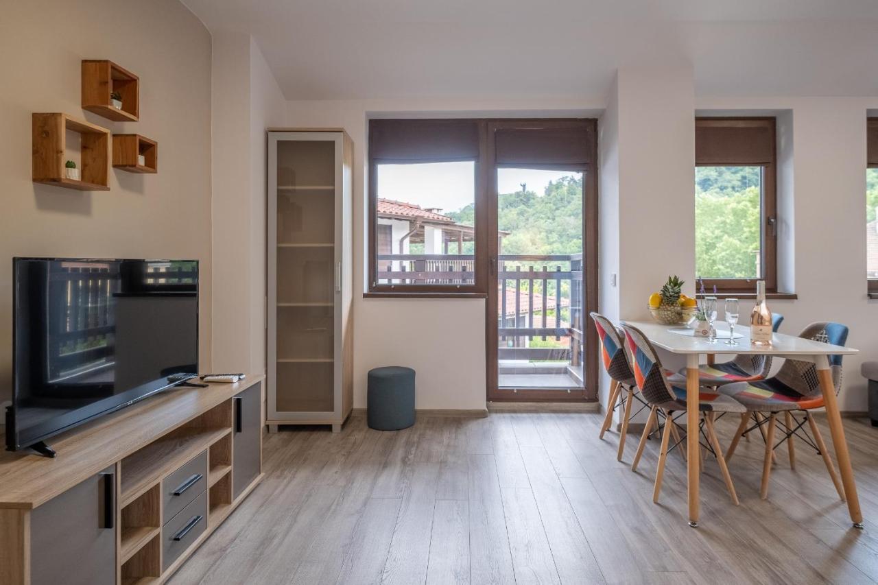 Tarnovgrad Apartments - Free Parking Wielkie Tyrnowo Zewnętrze zdjęcie