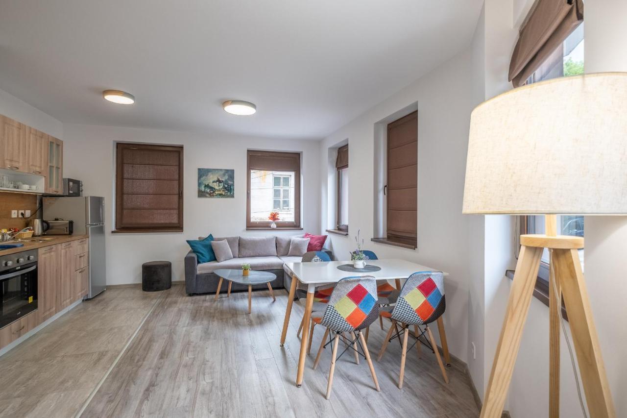 Tarnovgrad Apartments - Free Parking Wielkie Tyrnowo Zewnętrze zdjęcie